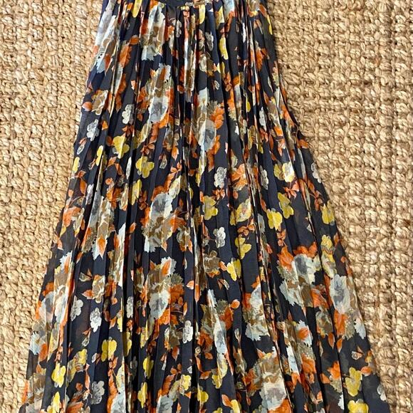 Free People Dress Pleated Gray Floral Sleeveless Swing Dress Size Small - Picture 3 of 5